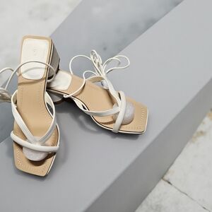 NWOT Customer Return Zby White and Tan Strappy Sandals with Block Heel